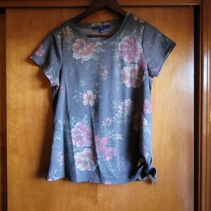 Apt. 9 Gray Floral Short Sleeve Tee